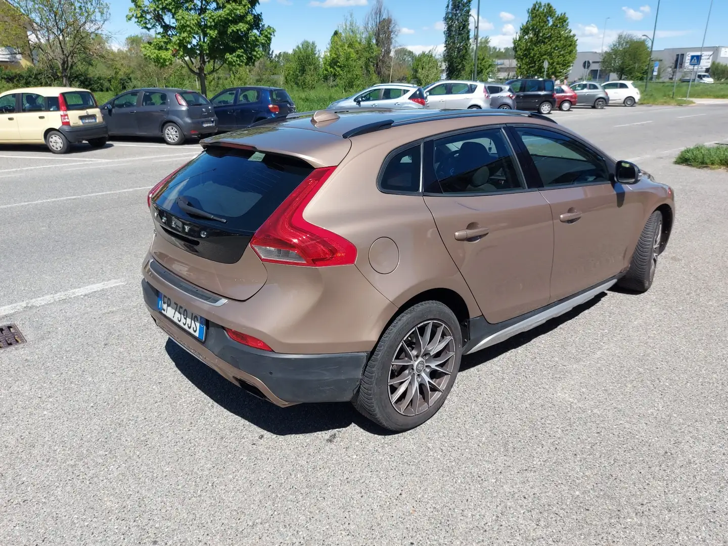 Volvo V40 Cross Country 1.6 d2 Bronce - 2