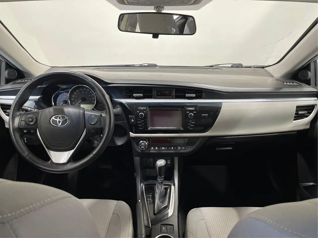 Toyota Corolla photo Toyota Corolla