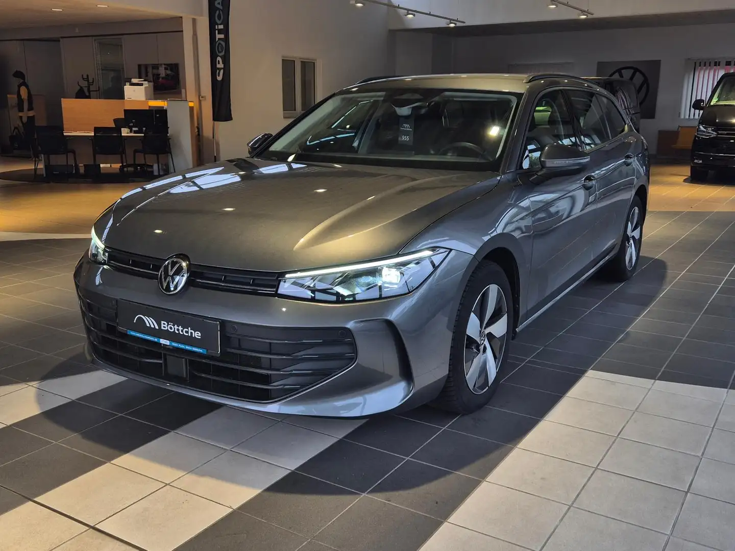 Volkswagen Passat Variant 1.5 eTSI RFK PDC Android Grau - 2