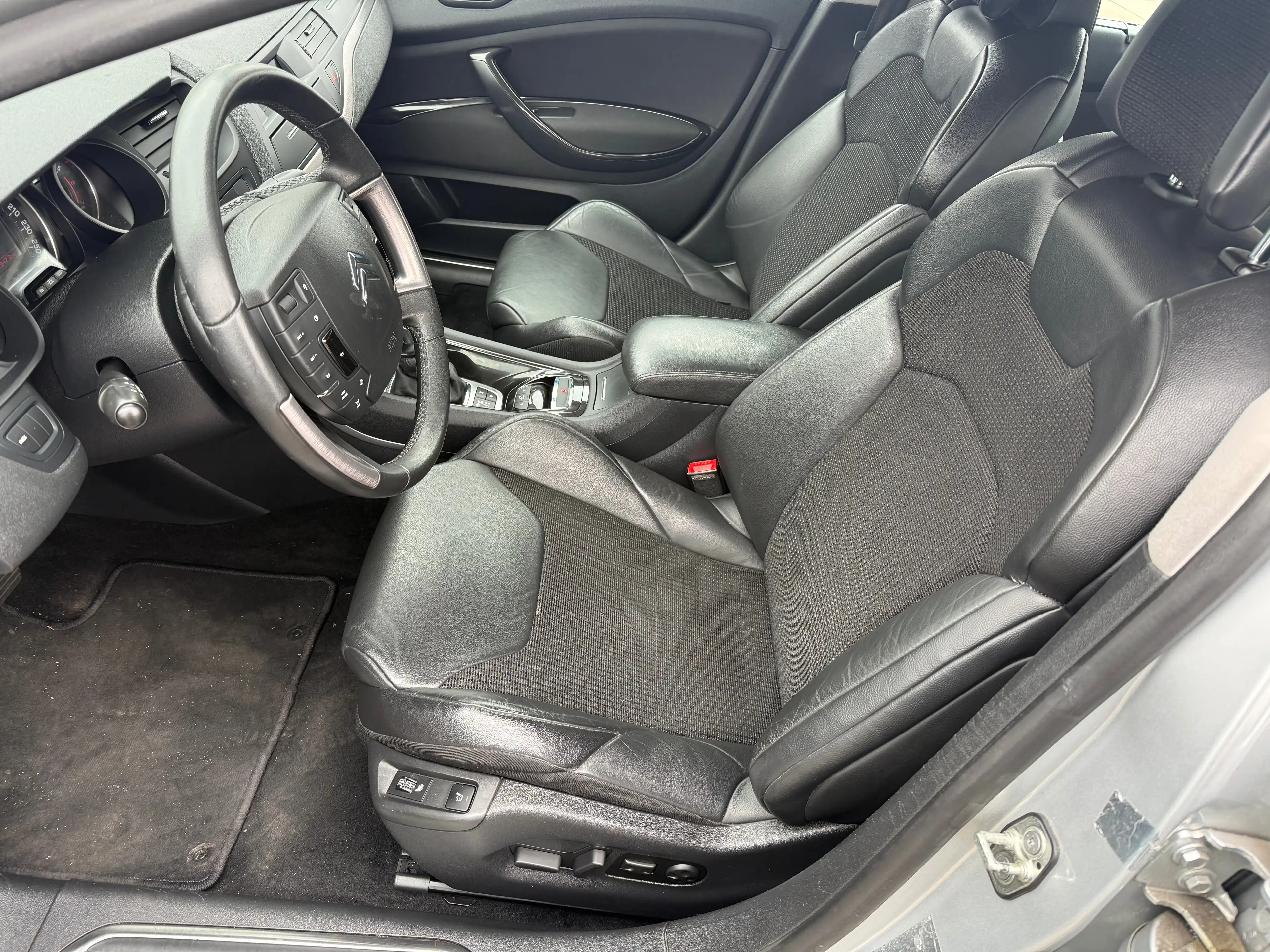 Citroen C5 Exclusive Automatik 1 Hand — photo 10