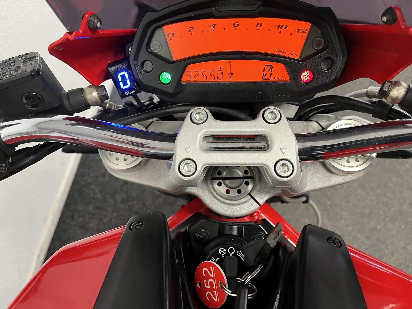Ducati Monster 696 Rood - 2