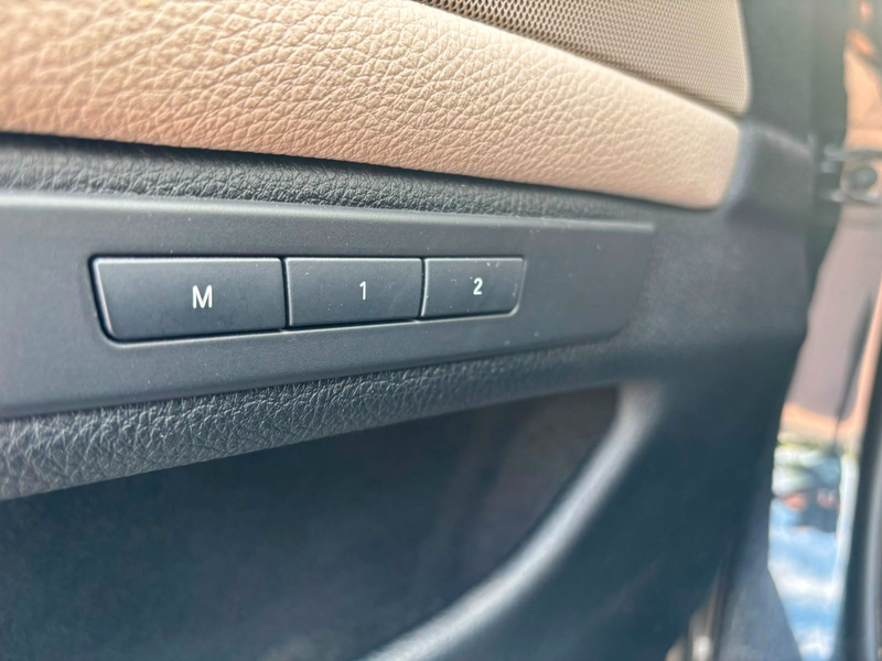 BMW 535 d xDrive Touring PANO. HUD. NAVI. AHK — photo 13