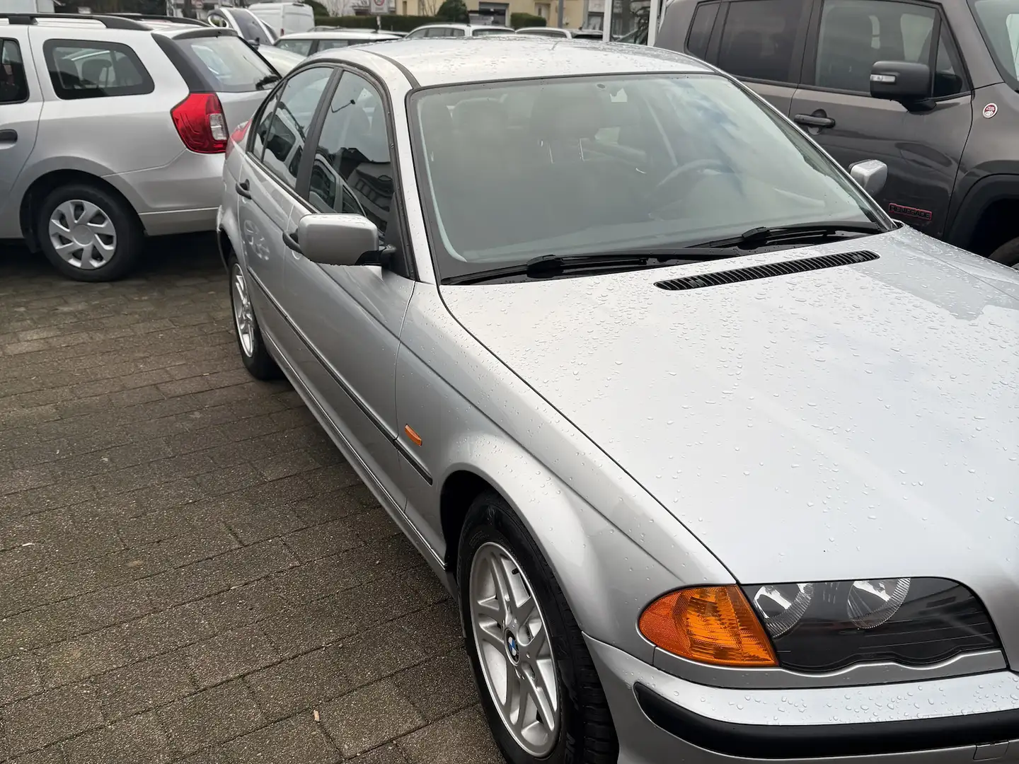 BMW 318 1.Hand,Automatik Silber - 2
