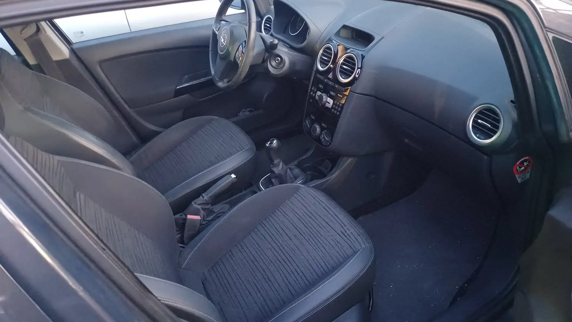 Opel Corsa Corsa 5p 1.2 One c/clima Gpl-tech 85cv Grigio - 2