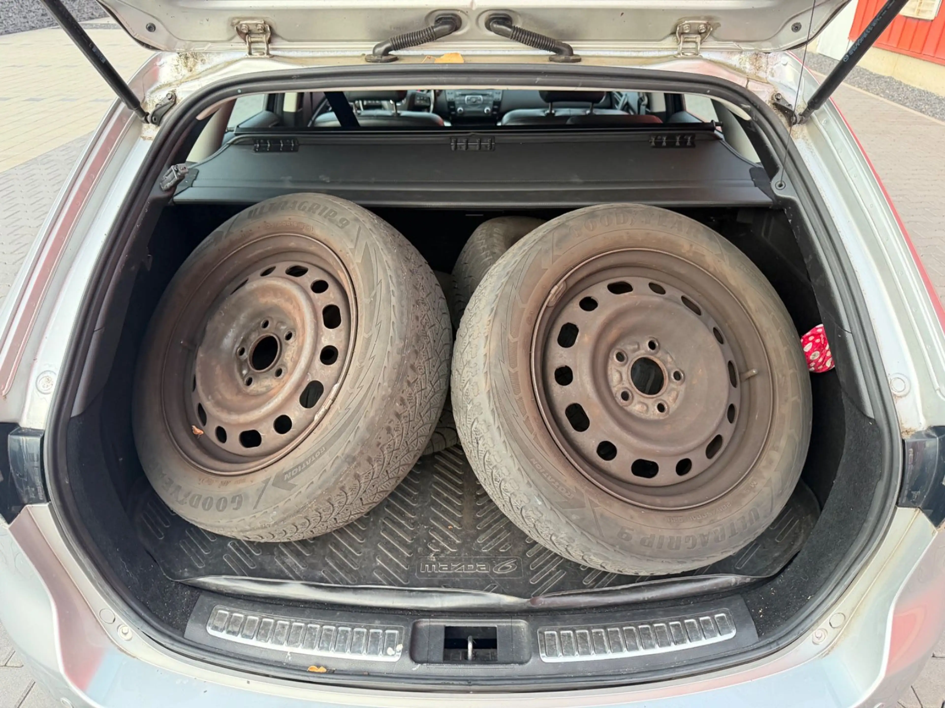 Mazda 6 Kombi 2.2 CRDT TÜV-NEU Klima Leder PDC BOSE — photo 5