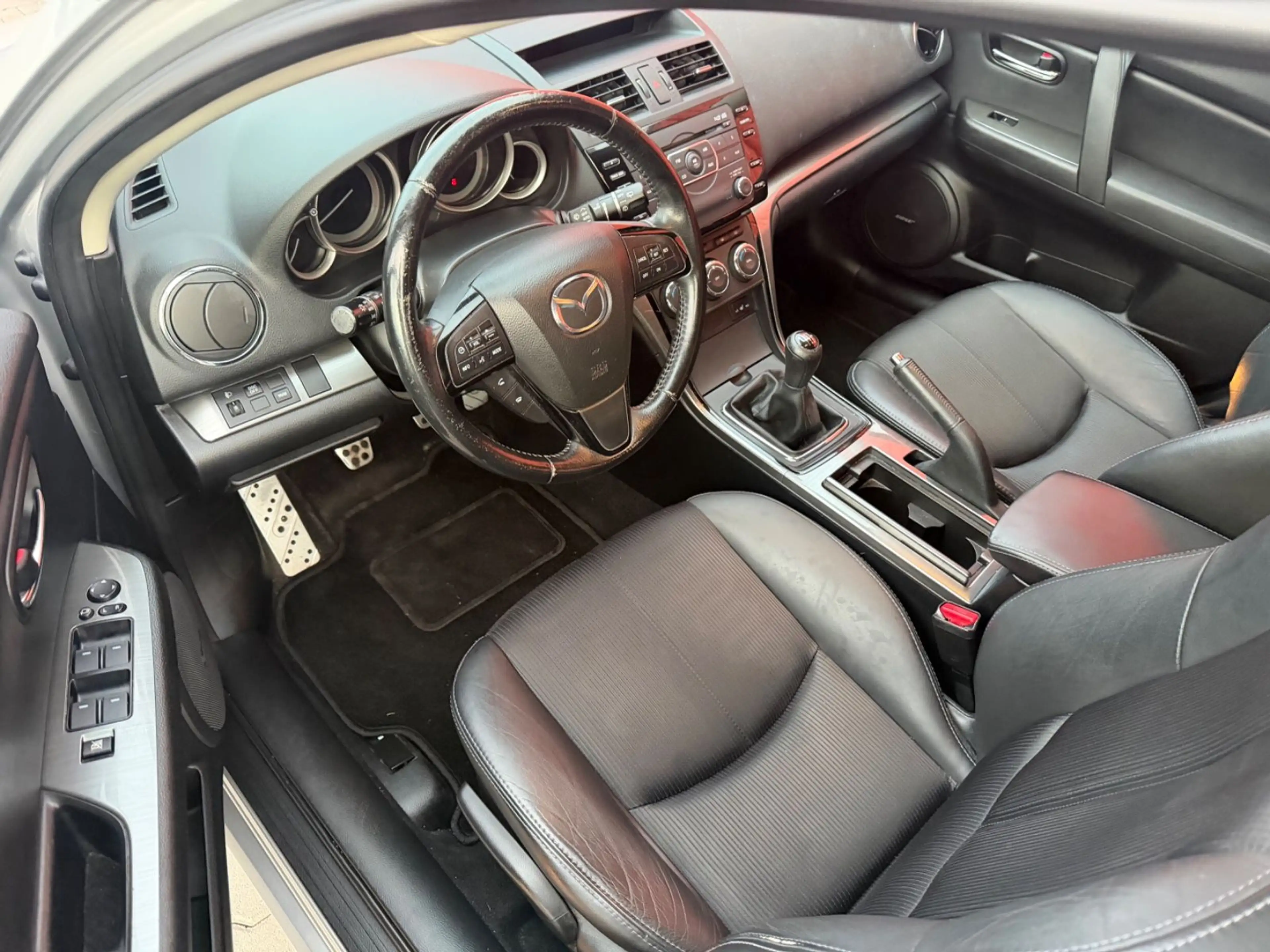 Mazda 6 Kombi 2.2 CRDT TÜV-NEU Klima Leder PDC BOSE — photo 11