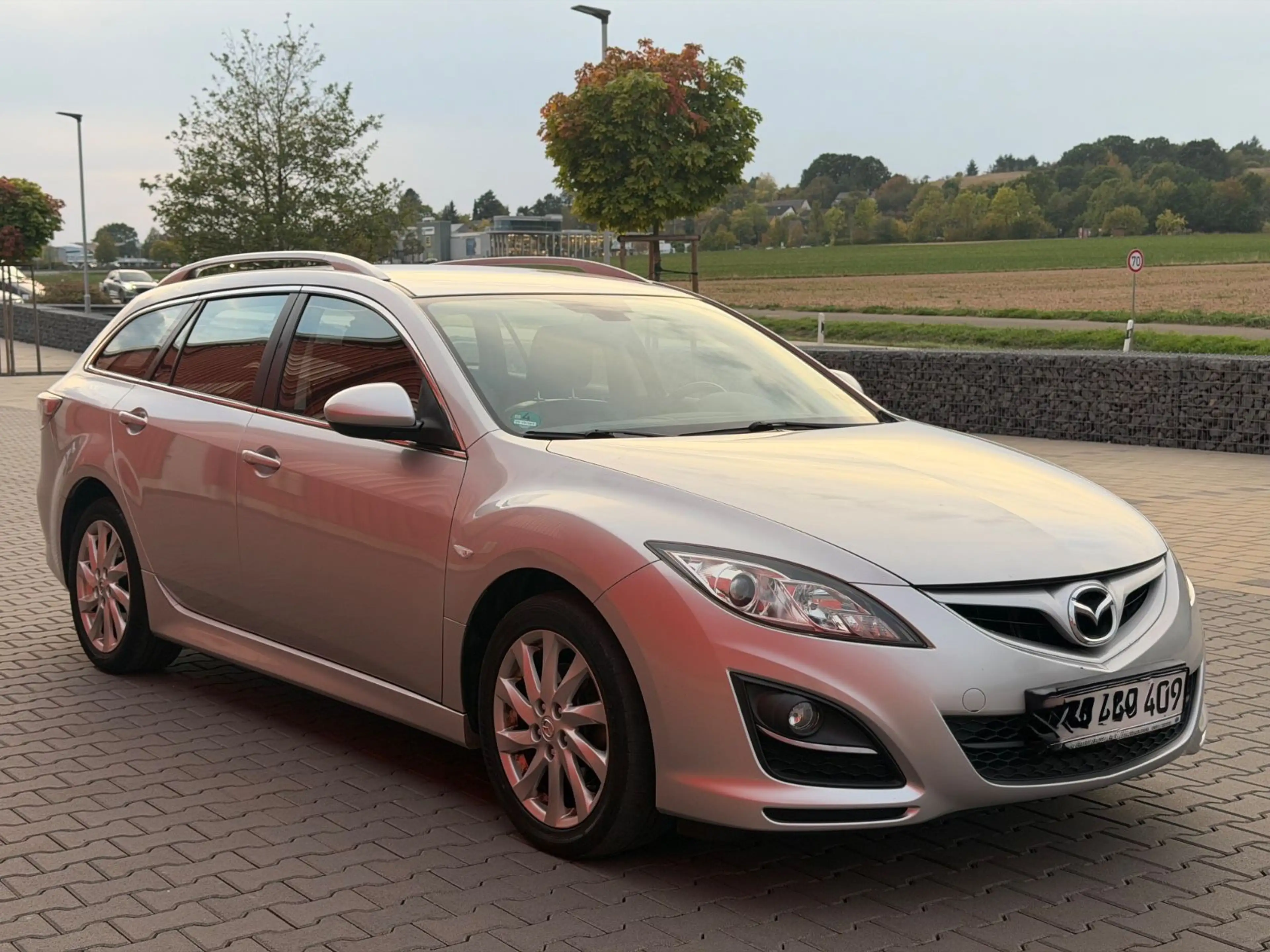 Mazda 6 Kombi 2.2 CRDT TÜV-NEU Klima Leder PDC BOSE — photo 8