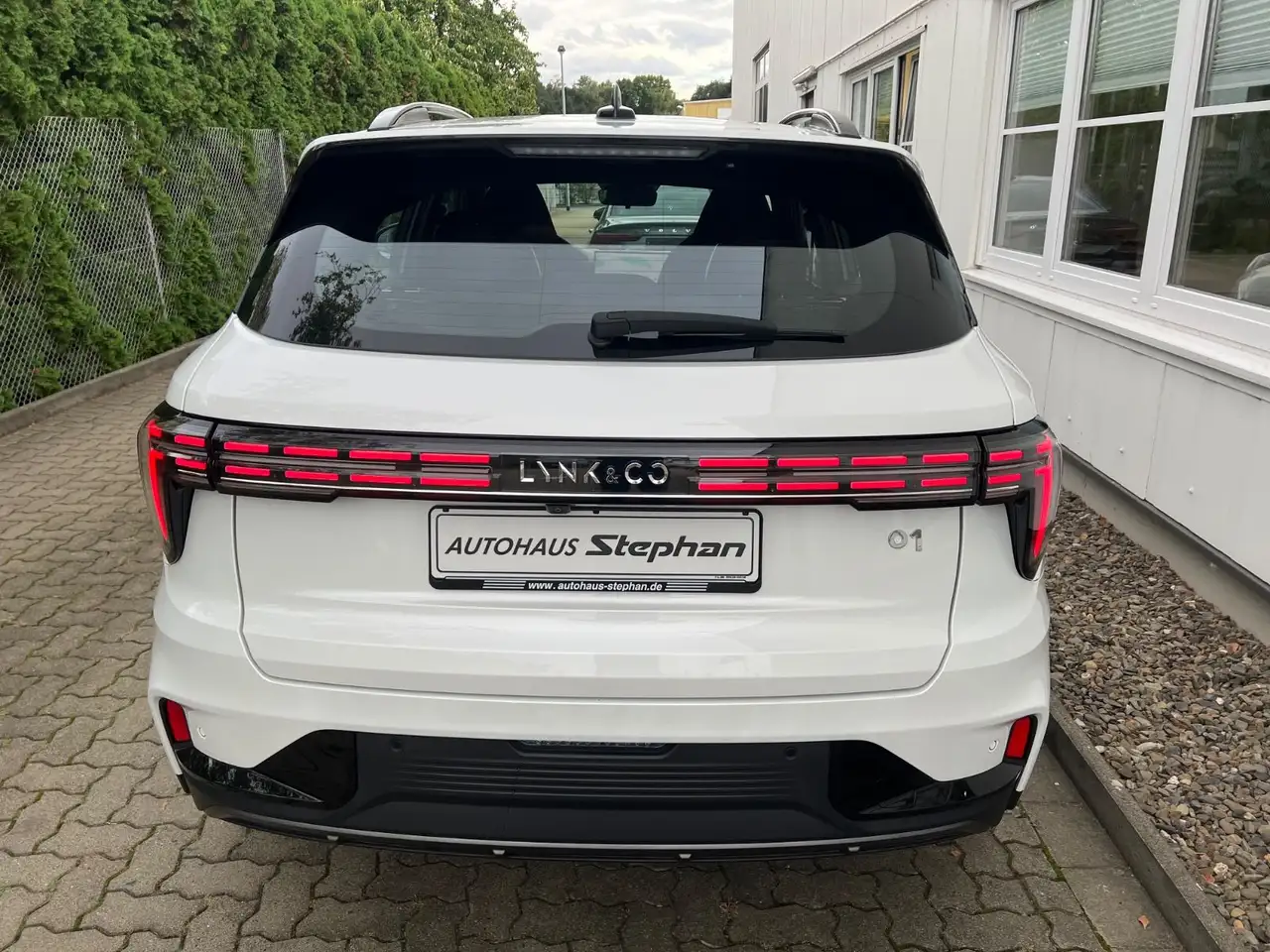 Lynk & Co 01