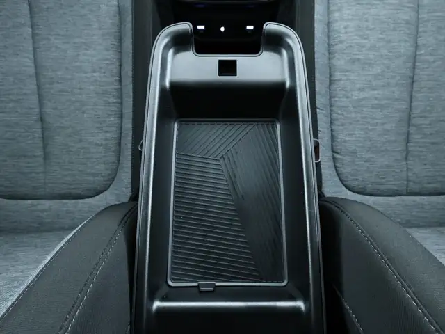 Hyundai Ioniq 5 view 14