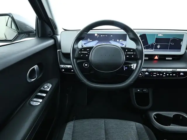 Hyundai Ioniq 5 view 10