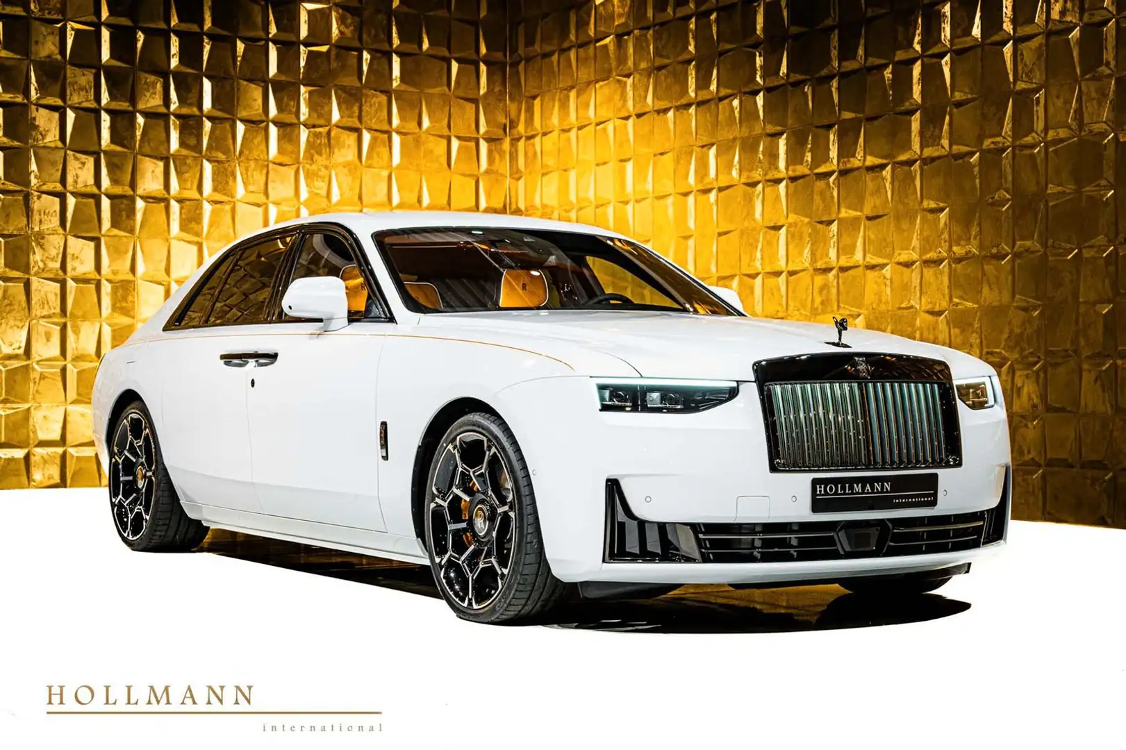 Rolls-Royce Ghost BLACK BADGE SERIES II+FACELIFT+BESPOKE+ Weiß - 1