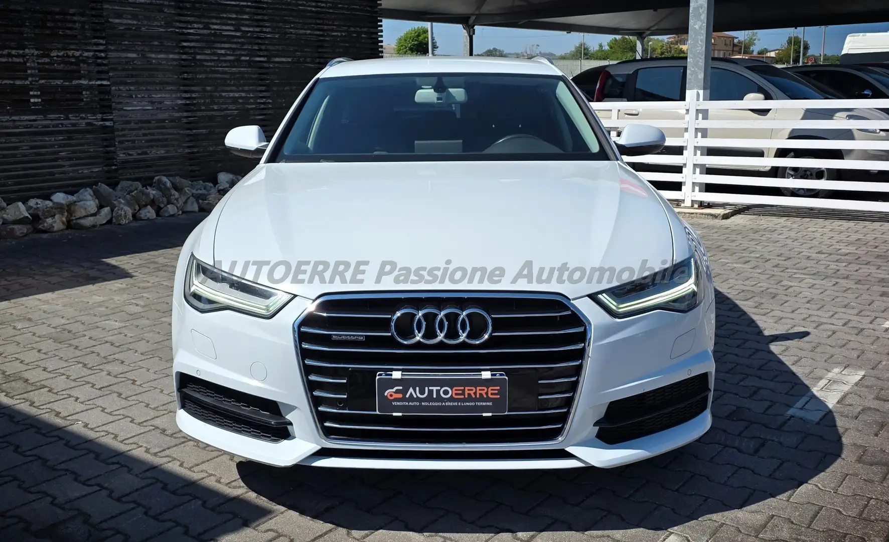 Audi A6 Avant 2.0 tdi Quattro S-tronic Bianco - 2