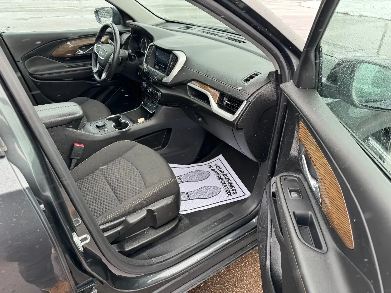 GMC Terrain снимка GMC Terrain