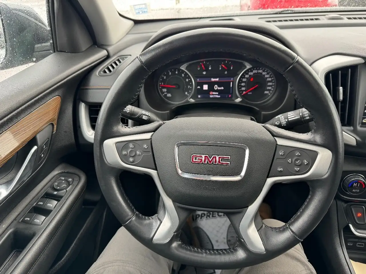 GMC Terrain снимка GMC Terrain
