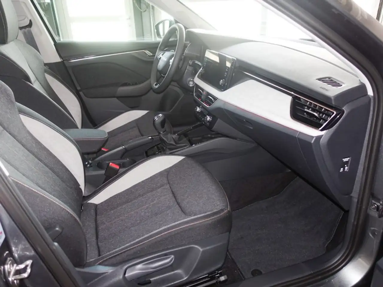 Skoda Kamiq 1.5 TSI DSG Selection *5 Jahre Garantie bis max. 1 8