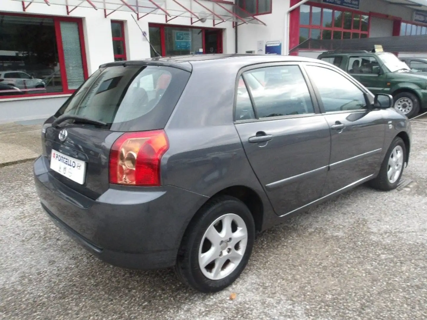 Toyota Corolla 1.4 D-4D AUTOMATICA 5p Grigio - 2