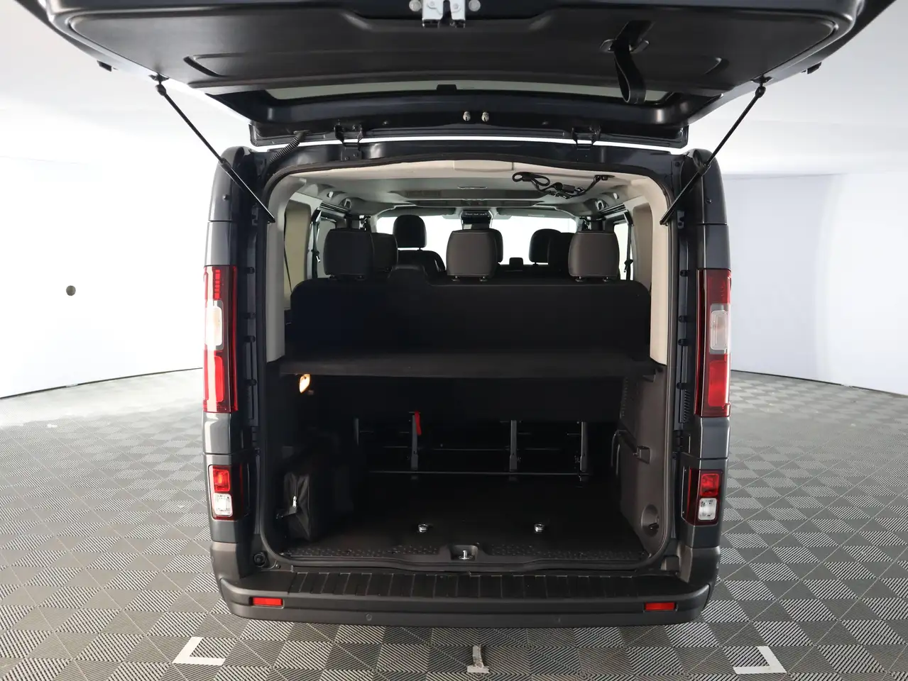 Renault Trafic 2026 — фото 14