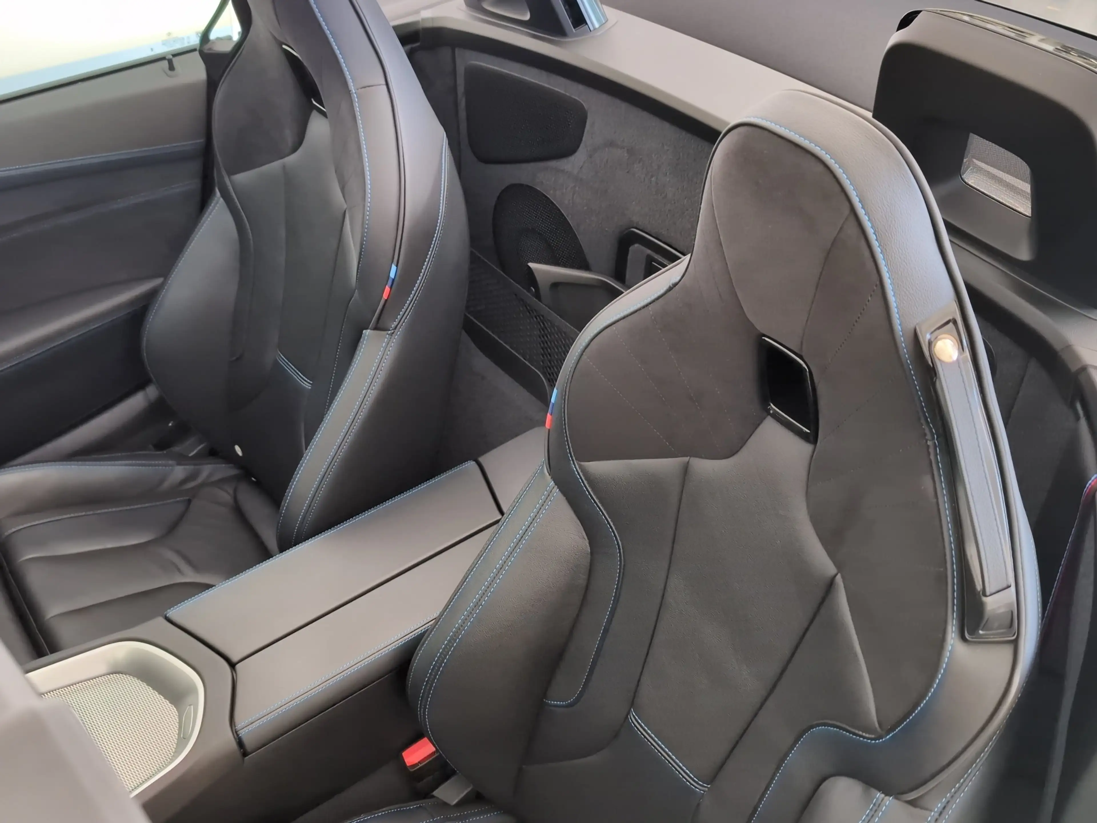 BMW Z4 sDrive 30i — photo 5