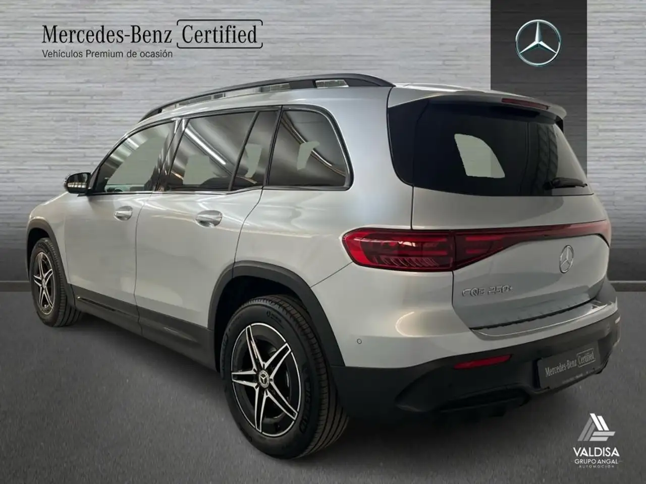 Mercedes-Benz EQB 250 2026