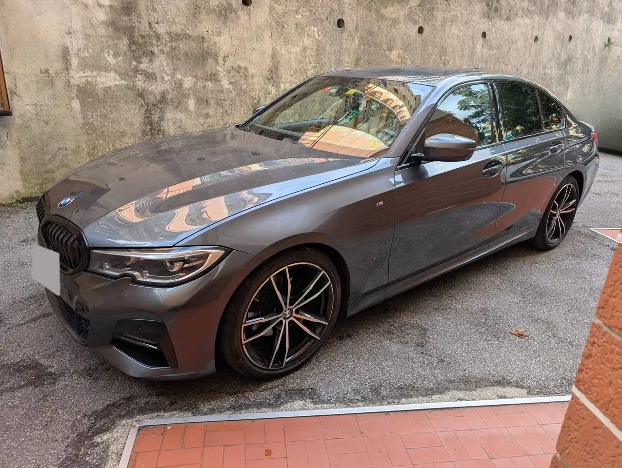 BMW 320
