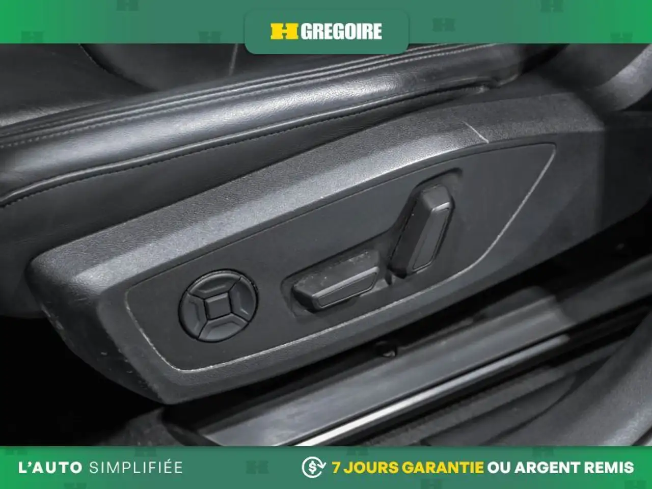 Audi Q3 photo Audi Q3
