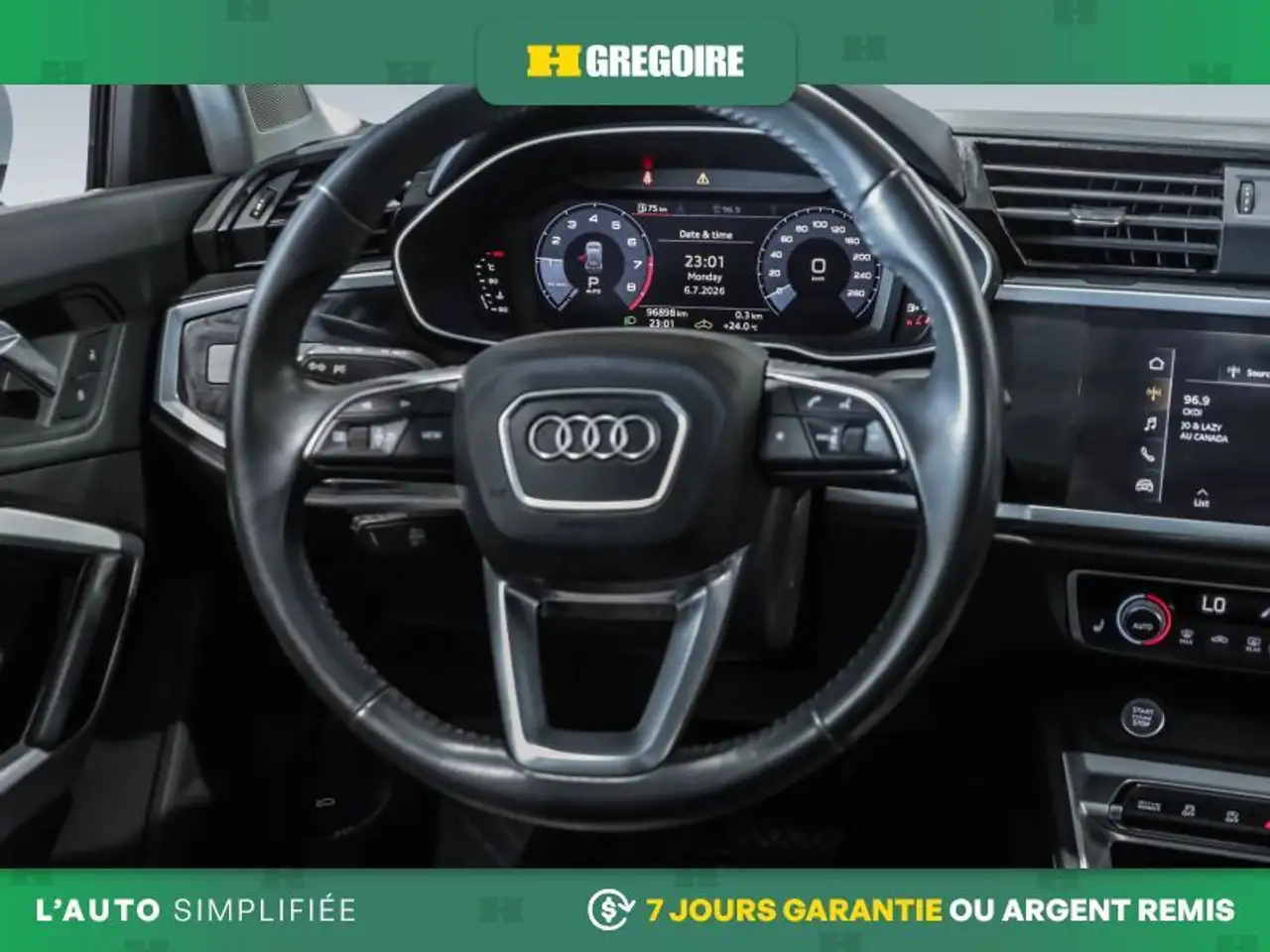 Audi Q3 photo Audi Q3