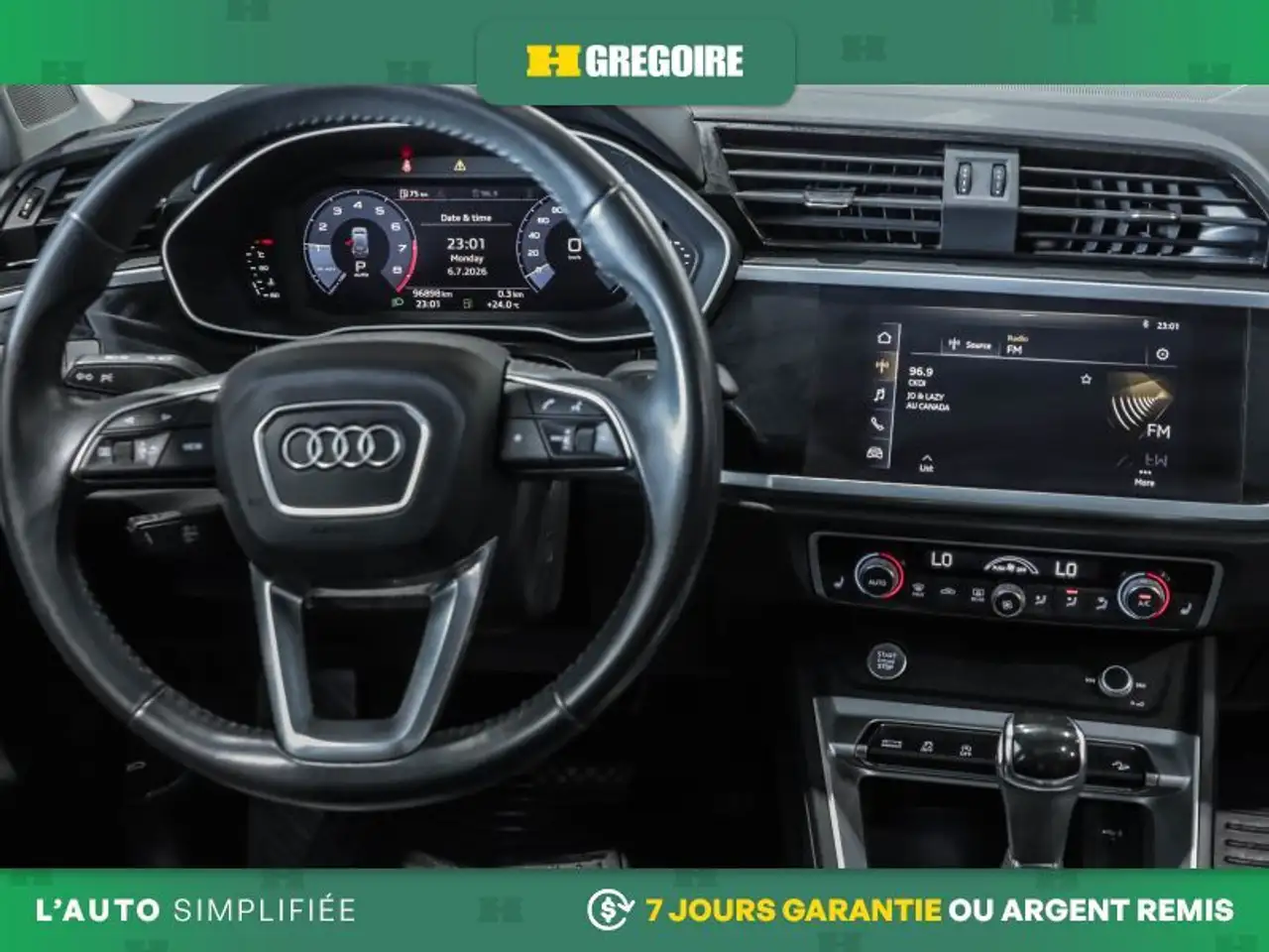 Audi Q3 photo Audi Q3