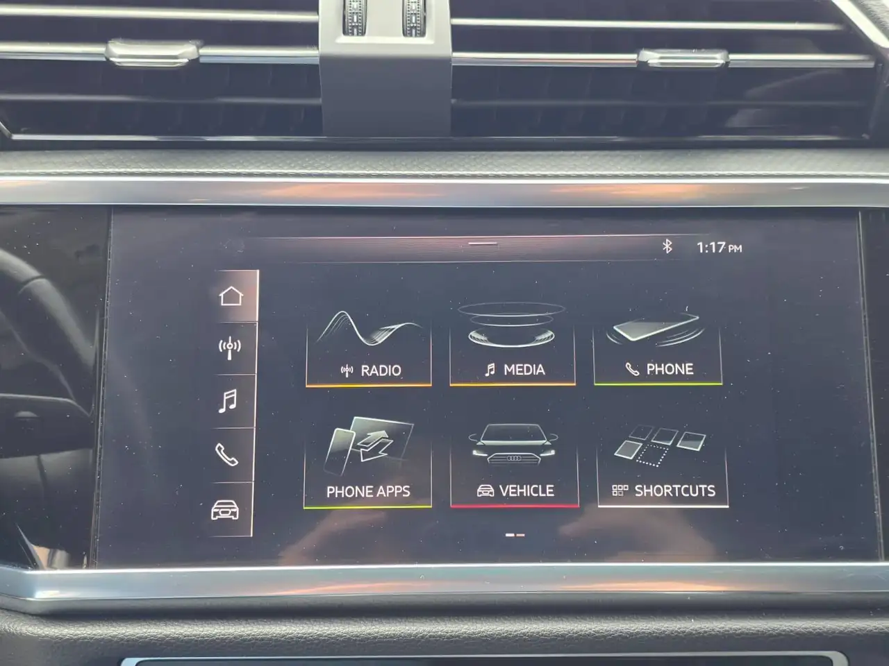 Audi Q3 снимка Audi Q3