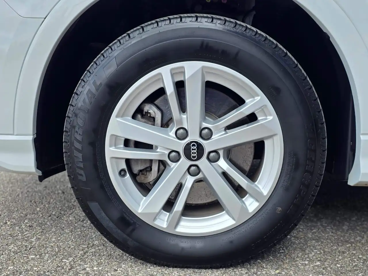 Audi Q3 снимка Audi Q3