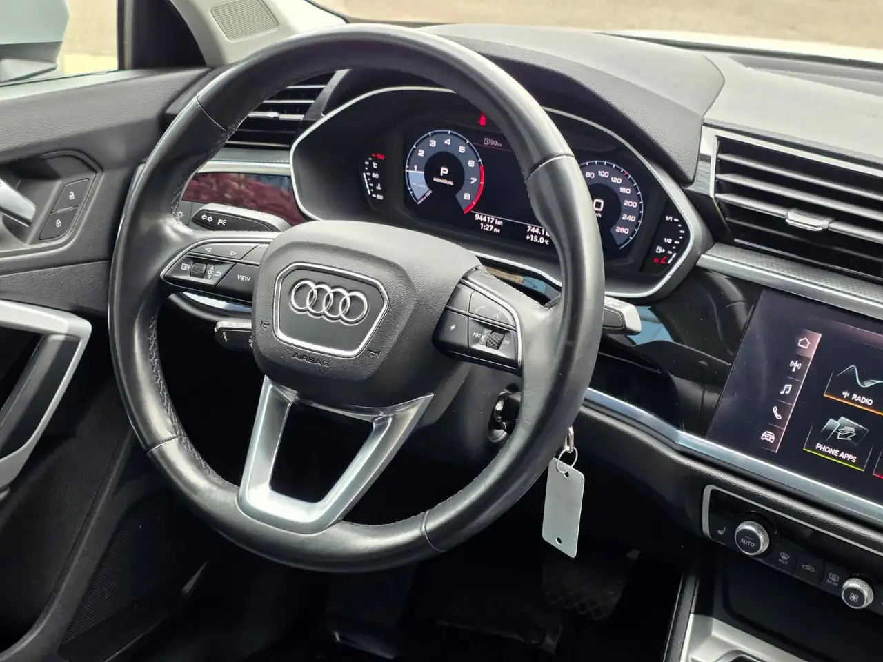 Audi Q3 снимка Audi Q3