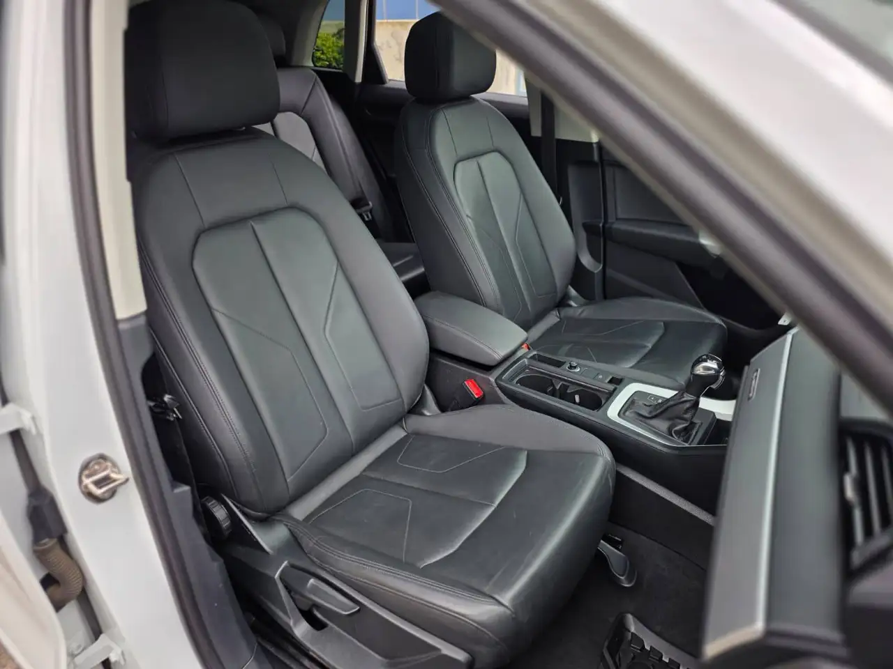 Audi Q3 снимка Audi Q3