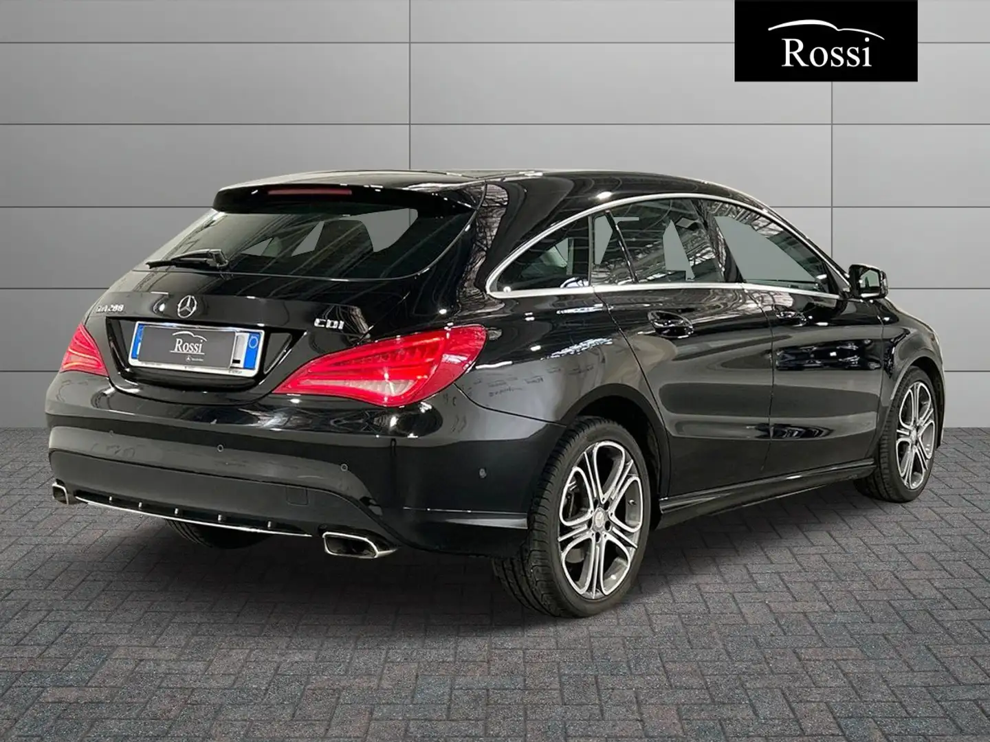 Mercedes-Benz CLA 200 CLA SB 200d (cdi) Sport auto Schwarz - 2