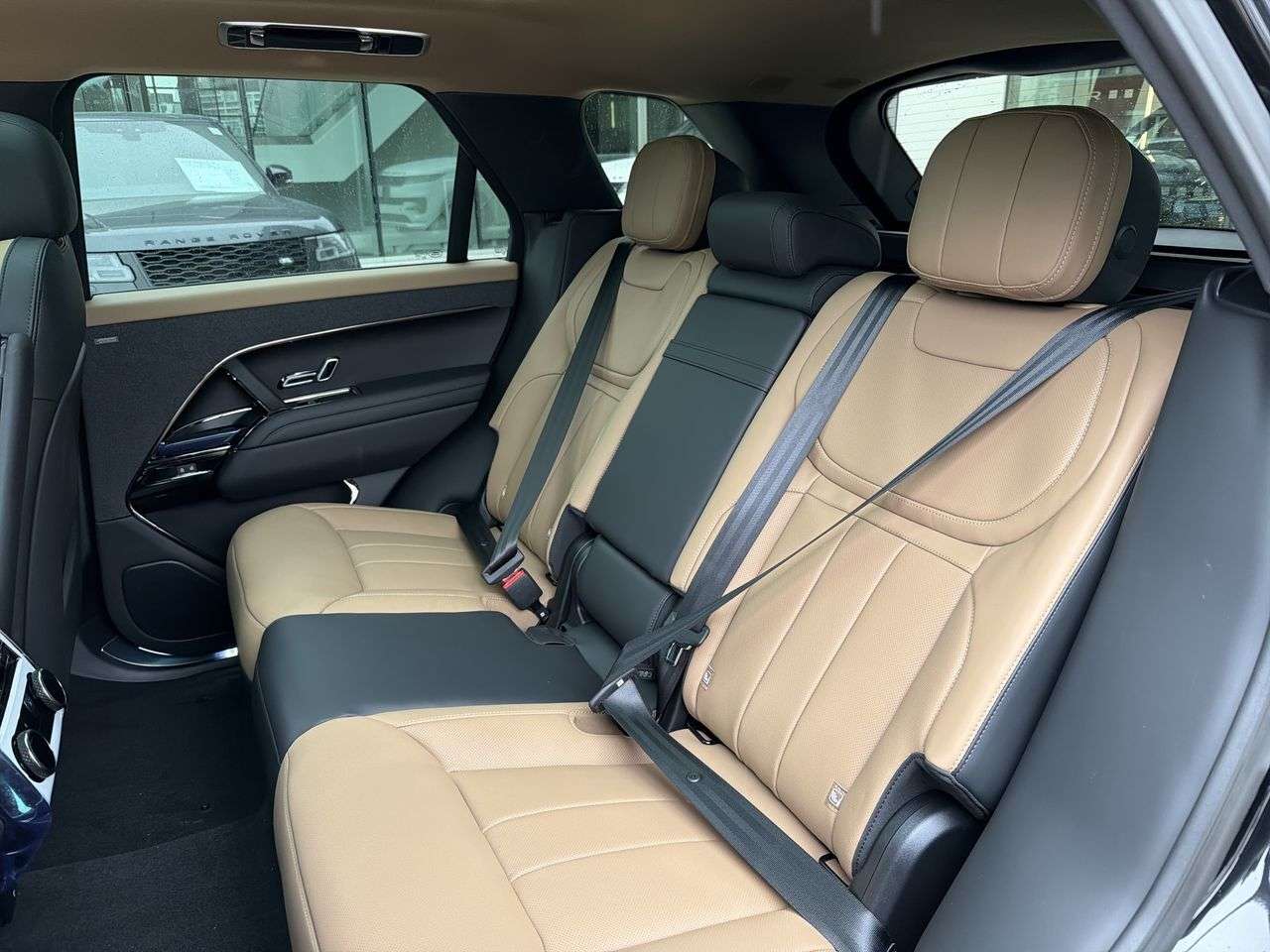 2026 Land Rover Range Rover Sport P530 Dynamic SE thumb 20