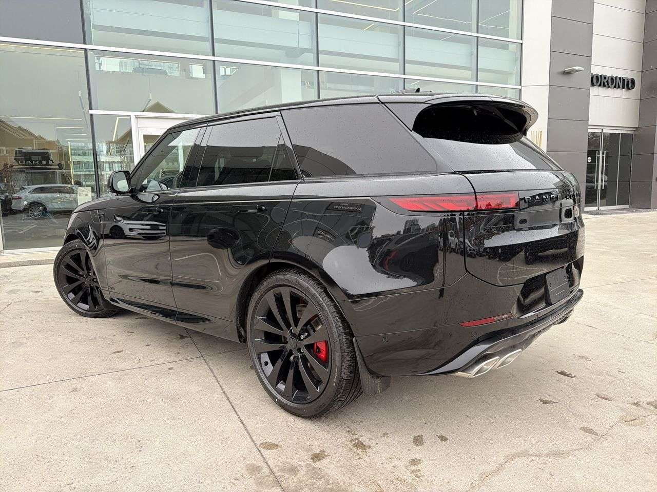 2026 Land Rover Range Rover Sport P530 Dynamic SE thumb 6