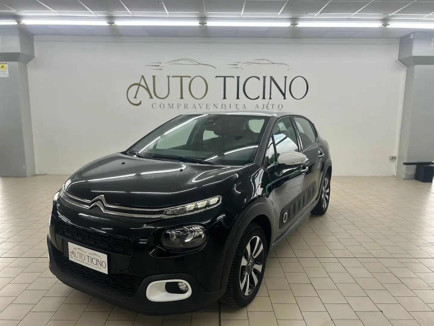 Citroen C3 C3 1.2 puretech Shine s Nero - 1