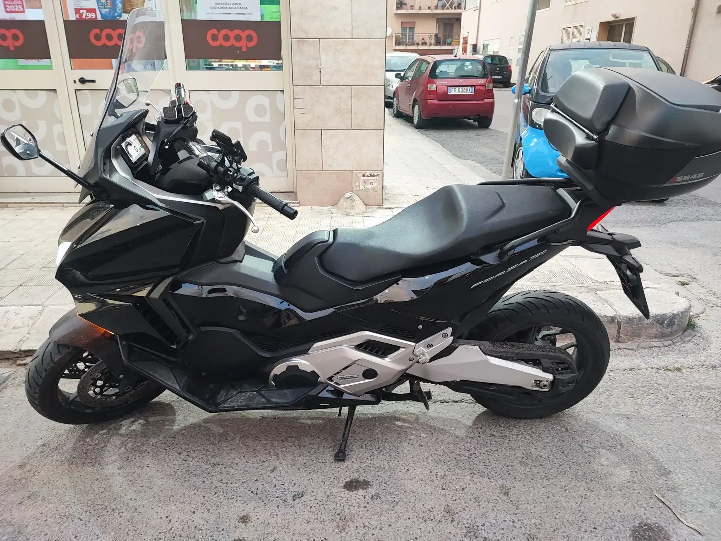 Honda Forza 750 Negru - 1