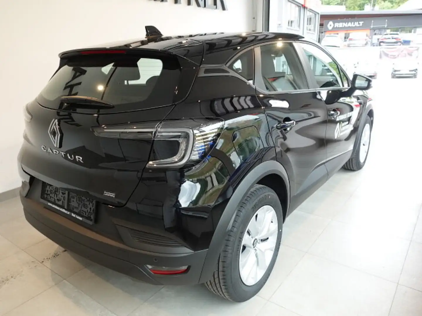 Renault Captur TCe 115 Evolution Schwarz - 2