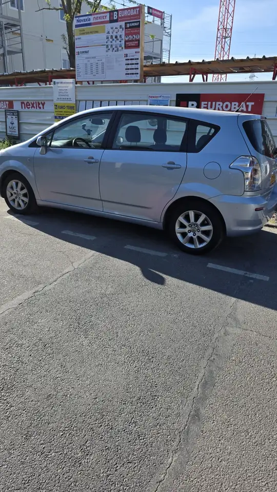 Toyota Corolla Verso 2.2 D-4D DPF Sol