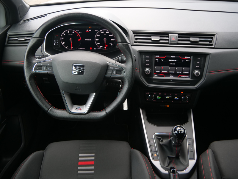 SEAT Arona 1.0 TSI FR 116Pk Apple Carplay / Camera / Trekhaak — photo 31