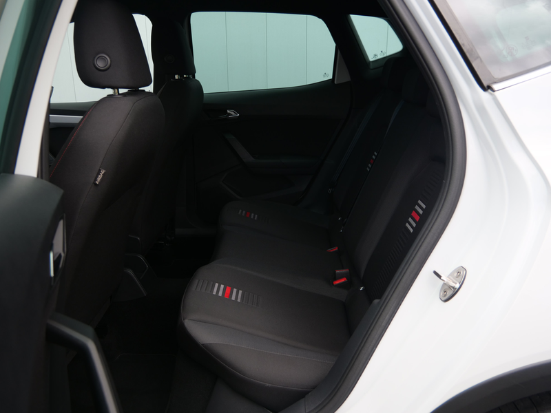 SEAT Arona 1.0 TSI FR 116Pk Apple Carplay / Camera / Trekhaak — photo 29