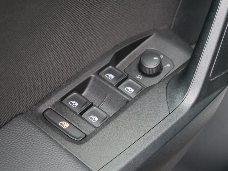 SEAT Arona 1.0 TSI FR 116Pk Apple Carplay / Camera / Trekhaak — photo 28
