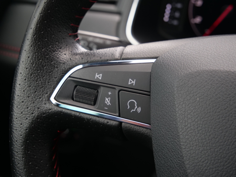 SEAT Arona 1.0 TSI FR 116Pk Apple Carplay / Camera / Trekhaak — photo 27