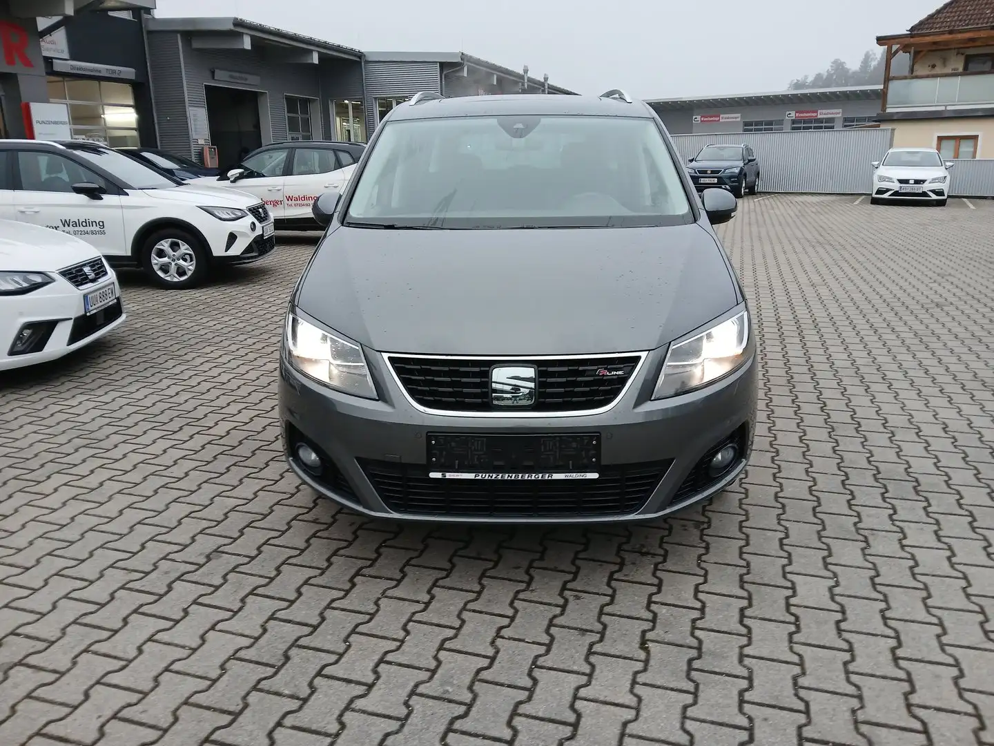 SEAT Alhambra FR TDI DSG Grau - 2