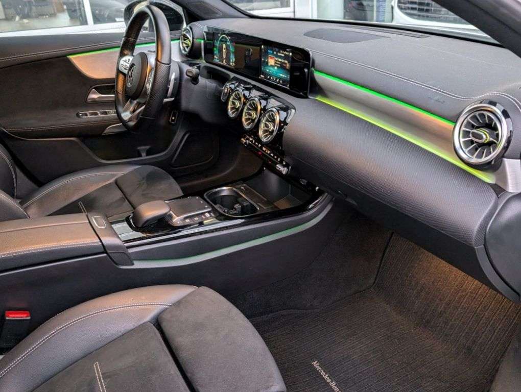 Mercedes-Benz A 250