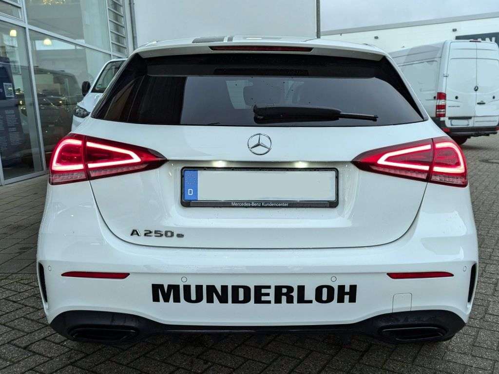 Mercedes-Benz A 250