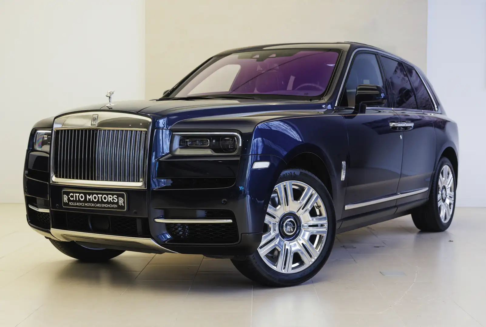 Rolls-Royce Cullinan 6.75 V12 Blauw - 1