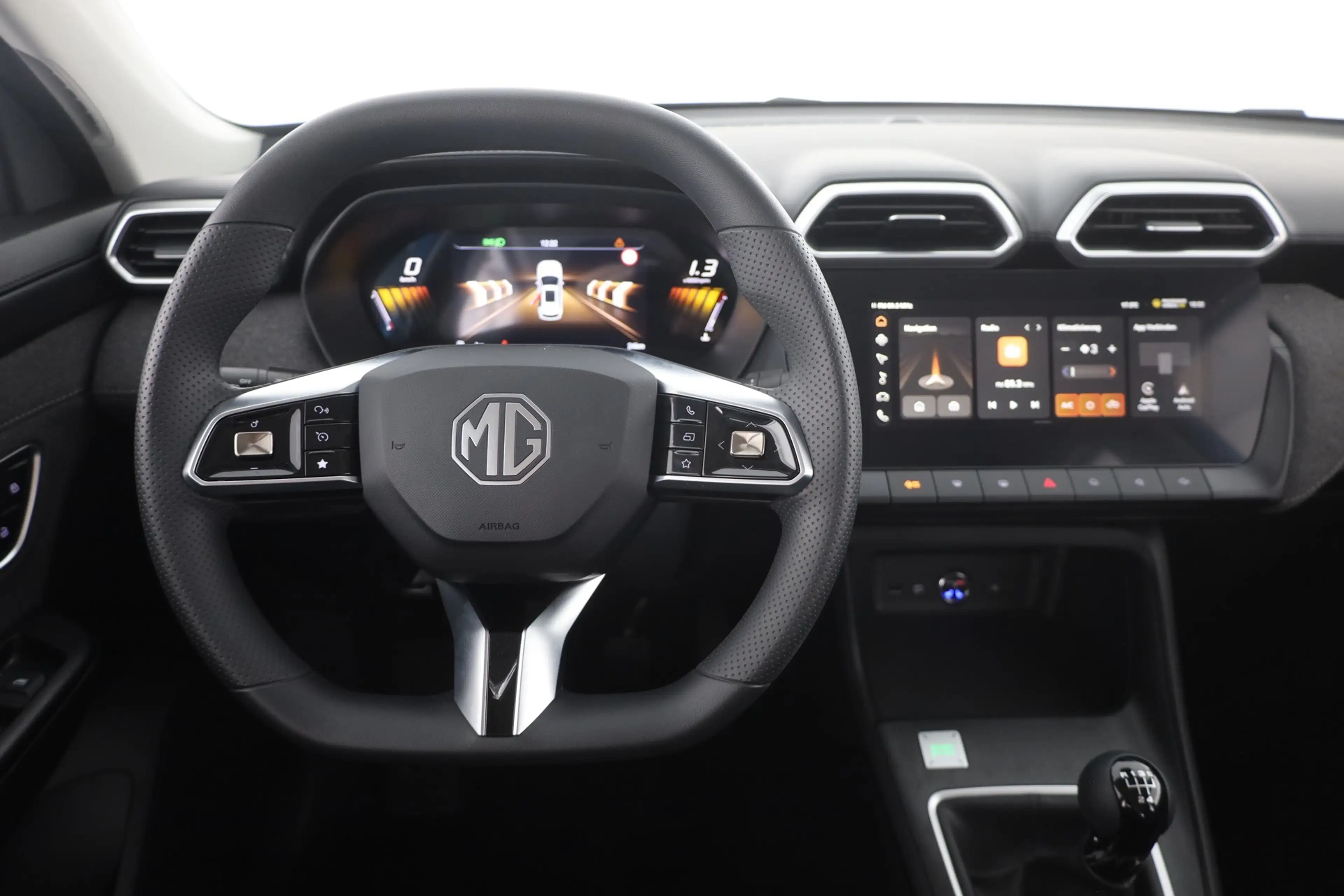 MG ZS 1.5 VTi-Tech Standard Navi Kamera Tempomat — photo 10