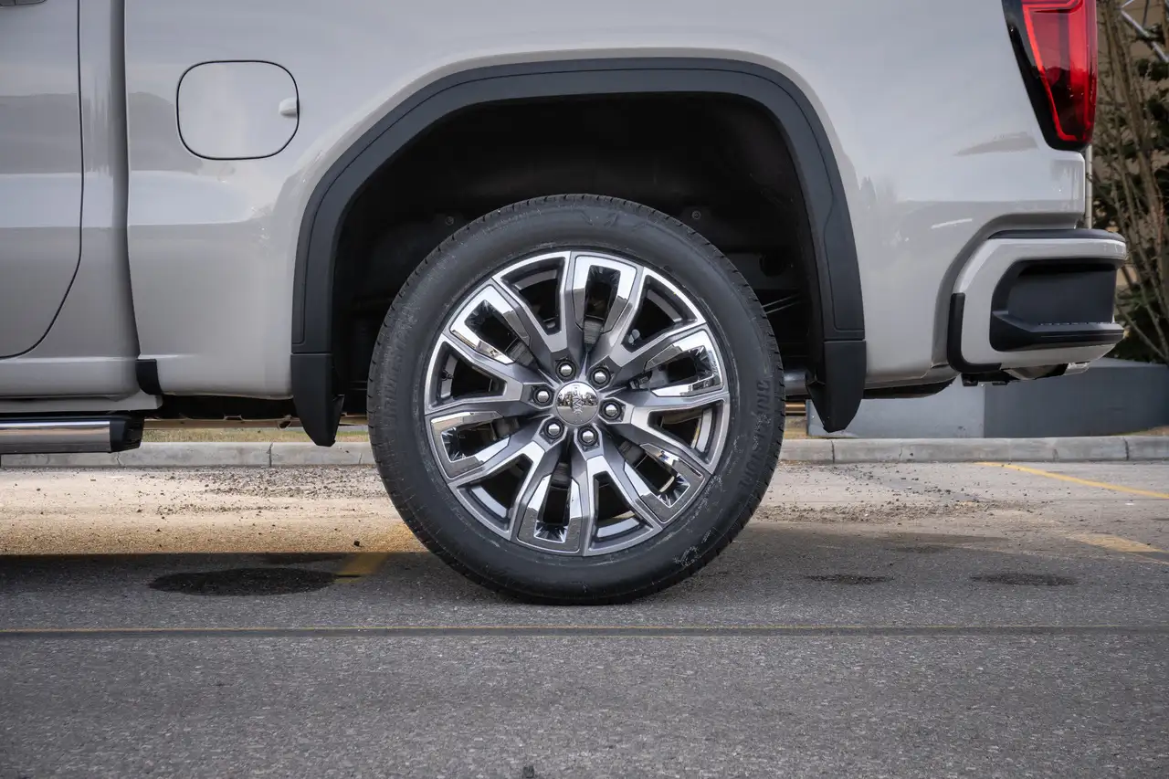 GMC Sierra 1500 снимка GMC Sierra 1500