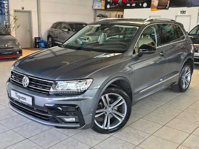 Volkswagen Tiguan IQ.DRIVE R line 4M DSG VC AHK ACC LED RFK