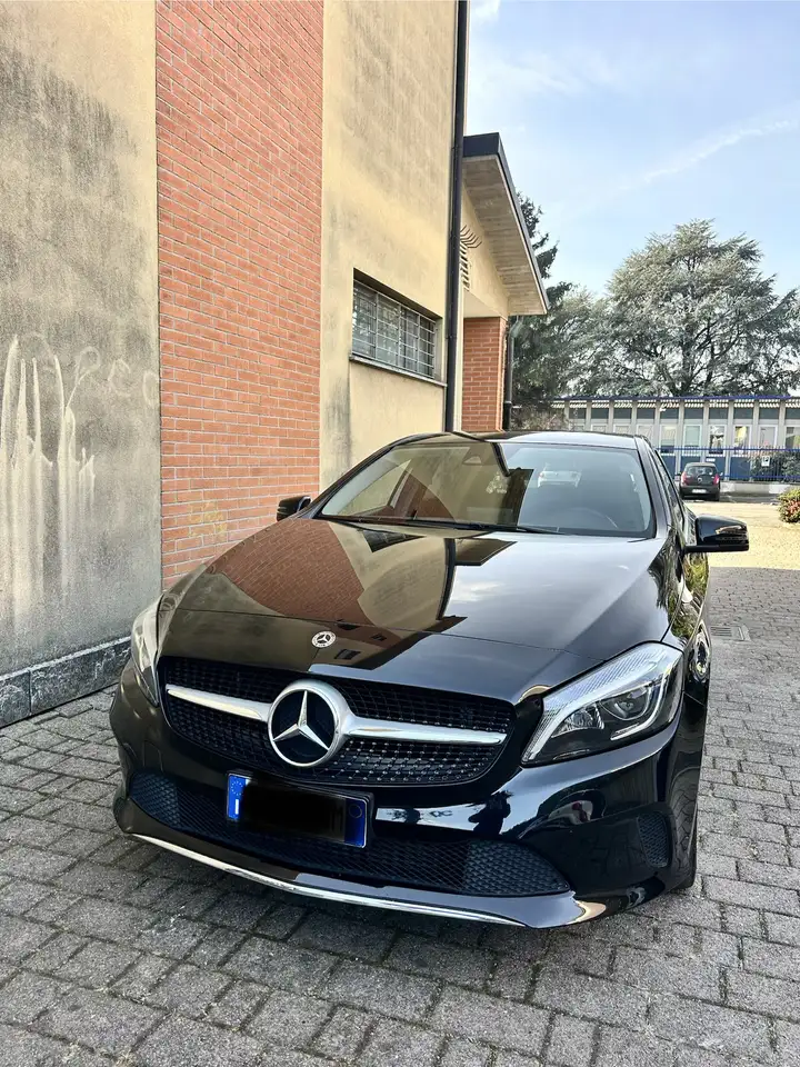 Mercedes-Benz A 180